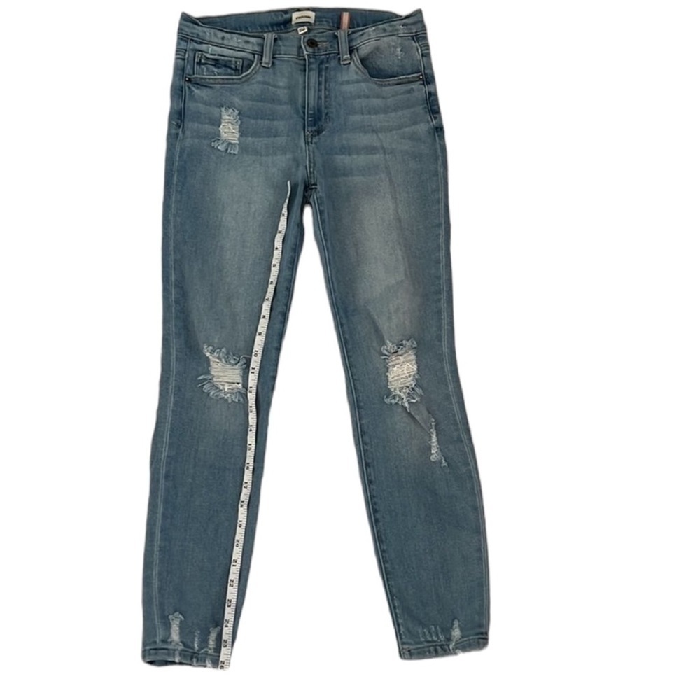 𝅺Sneak Peek Denim Size 27
